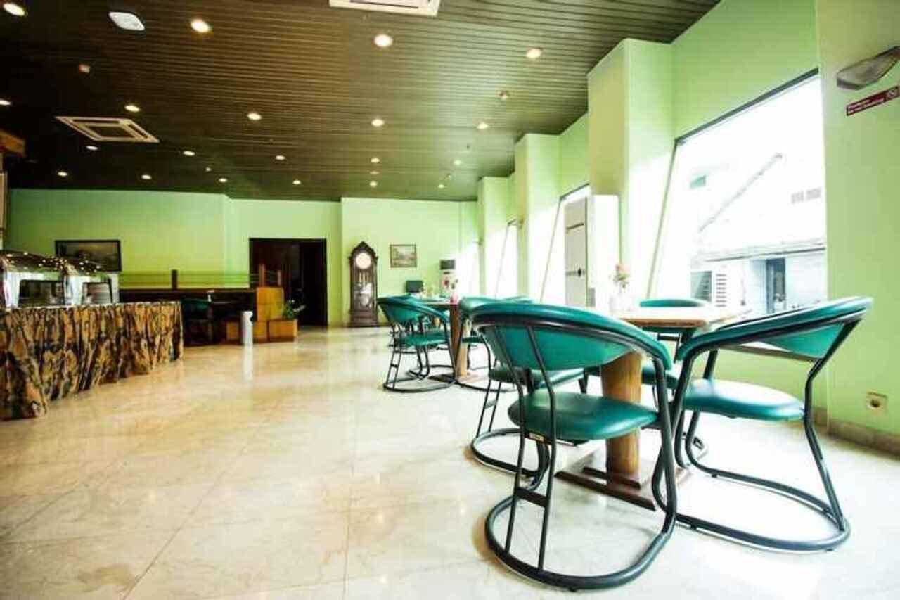 ג'קרטה Super Oyo Townhouse 2 Hotel Gunung Sahari מראה חיצוני תמונה