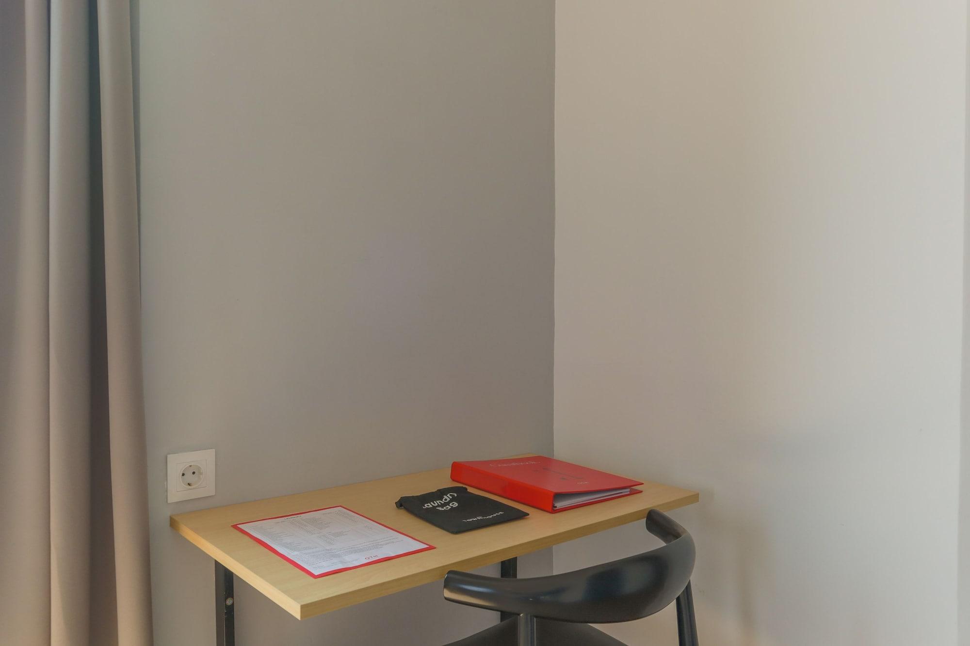 ג'קרטה Super Oyo Townhouse 2 Hotel Gunung Sahari מראה חיצוני תמונה
