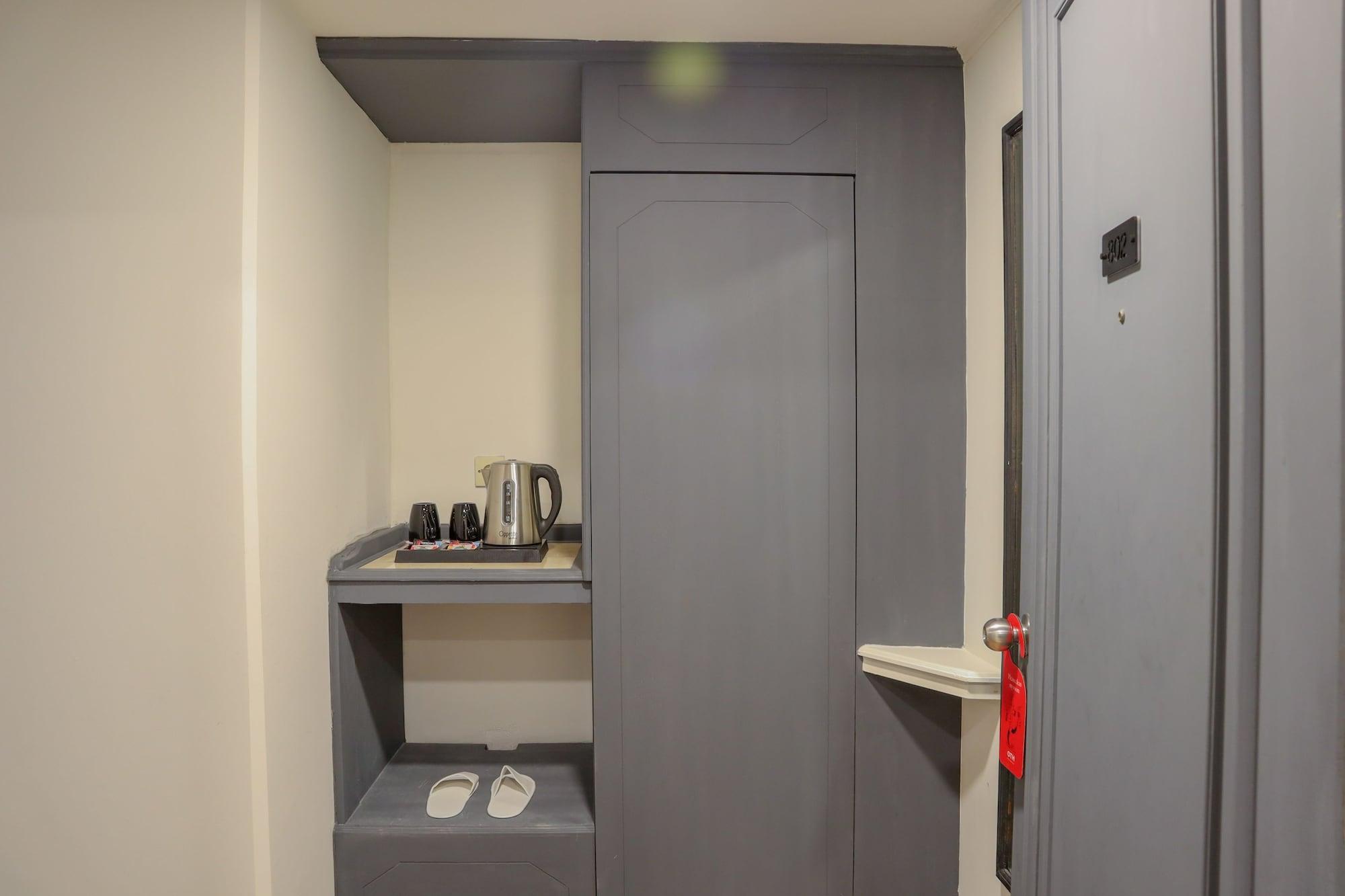 ג'קרטה Super Oyo Townhouse 2 Hotel Gunung Sahari מראה חיצוני תמונה