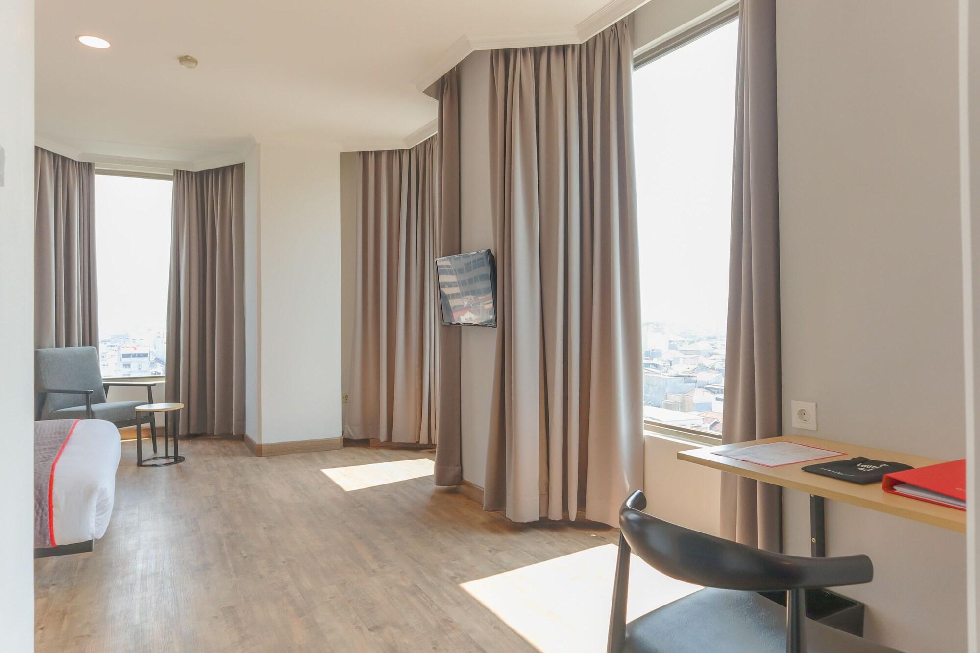 ג'קרטה Super Oyo Townhouse 2 Hotel Gunung Sahari מראה חיצוני תמונה