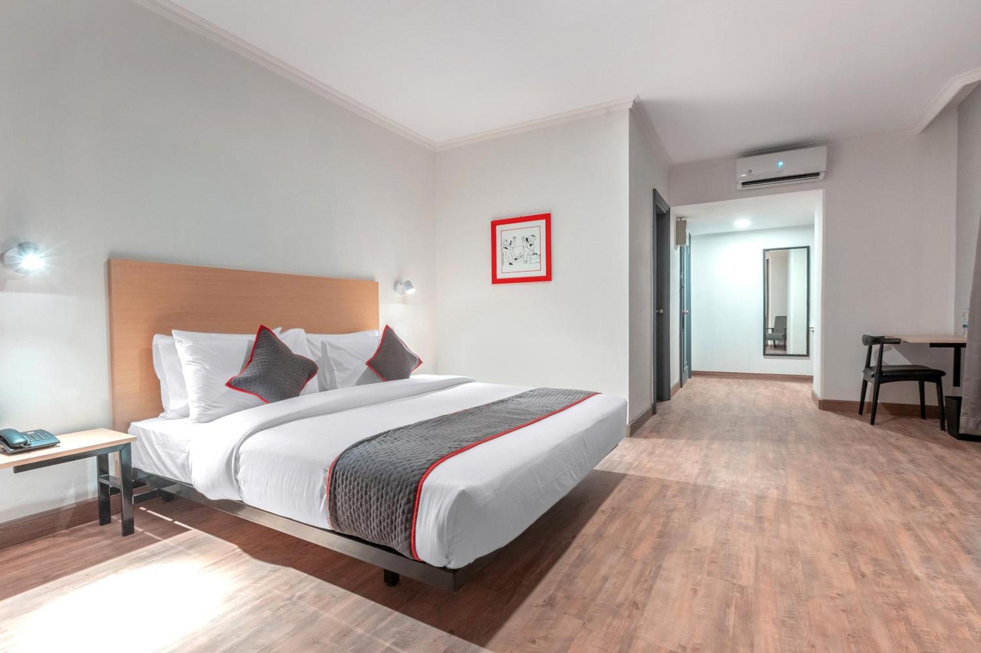 ג'קרטה Super Oyo Townhouse 2 Hotel Gunung Sahari מראה חיצוני תמונה