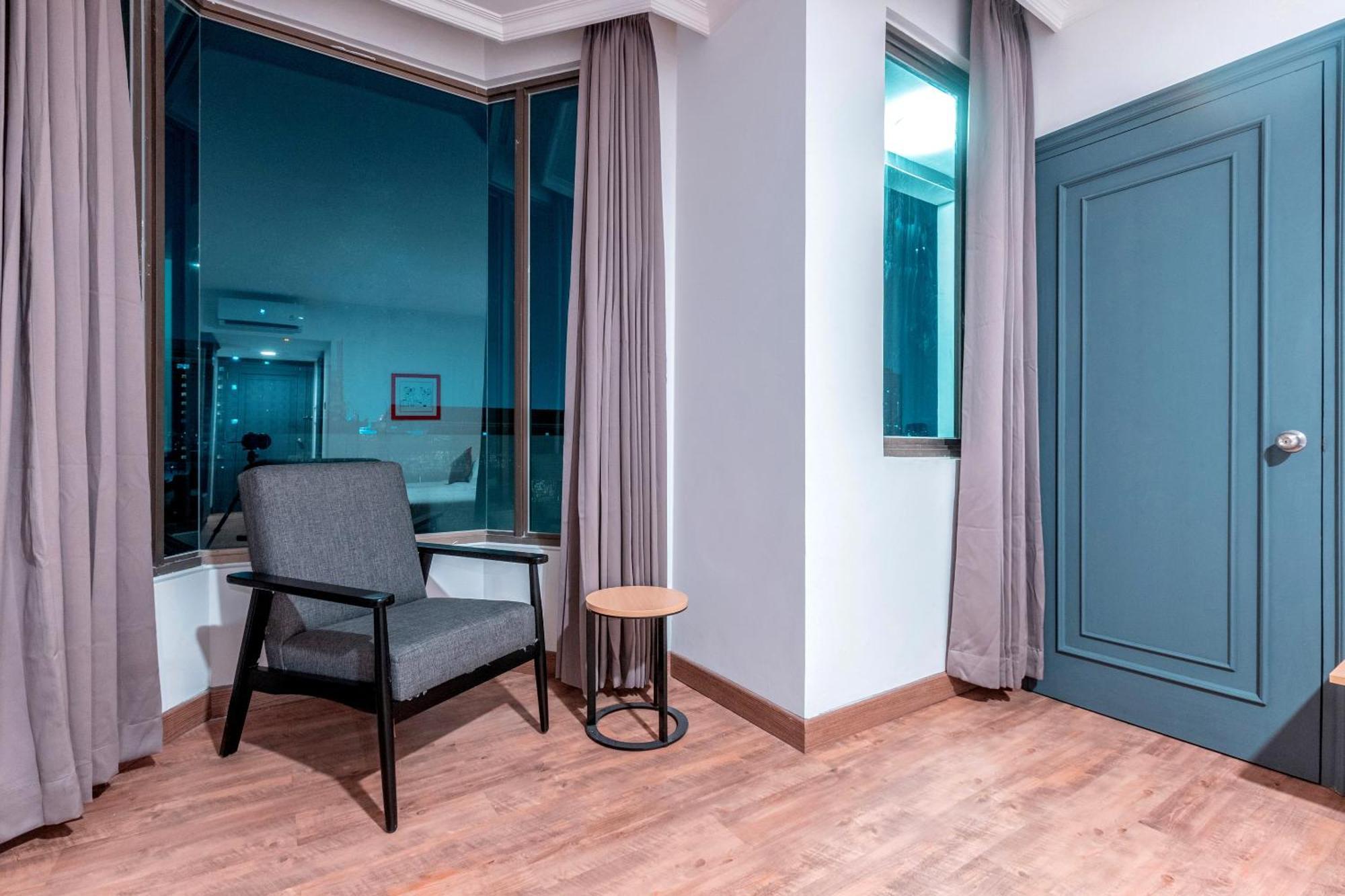 ג'קרטה Super Oyo Townhouse 2 Hotel Gunung Sahari מראה חיצוני תמונה