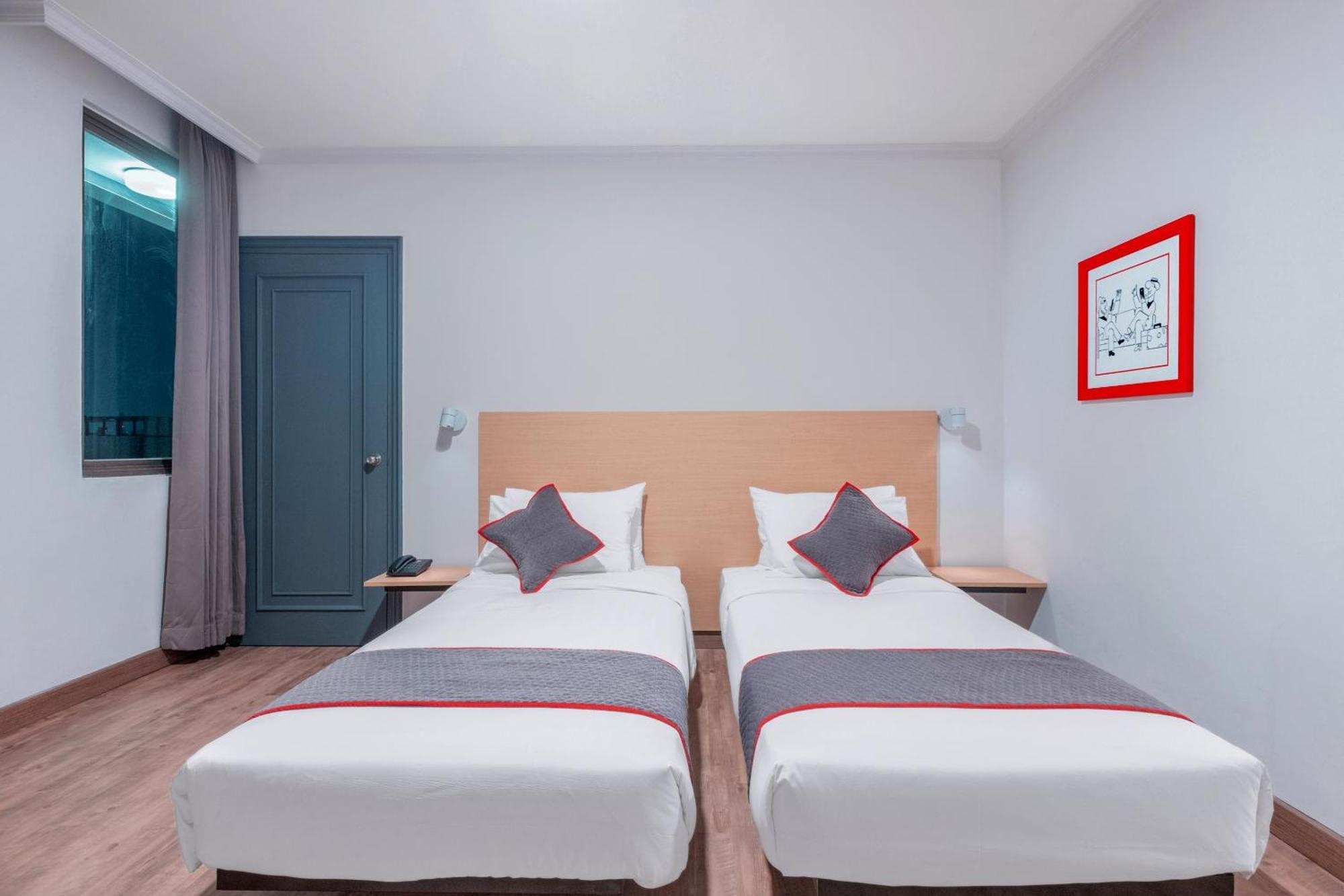 ג'קרטה Super Oyo Townhouse 2 Hotel Gunung Sahari מראה חיצוני תמונה