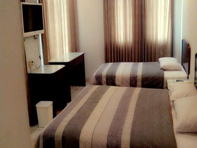 ג'קרטה Super Oyo Townhouse 2 Hotel Gunung Sahari מראה חיצוני תמונה